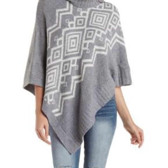 Charlotte Russe Sweaters - NWT Charlotte Russe angled Poncho